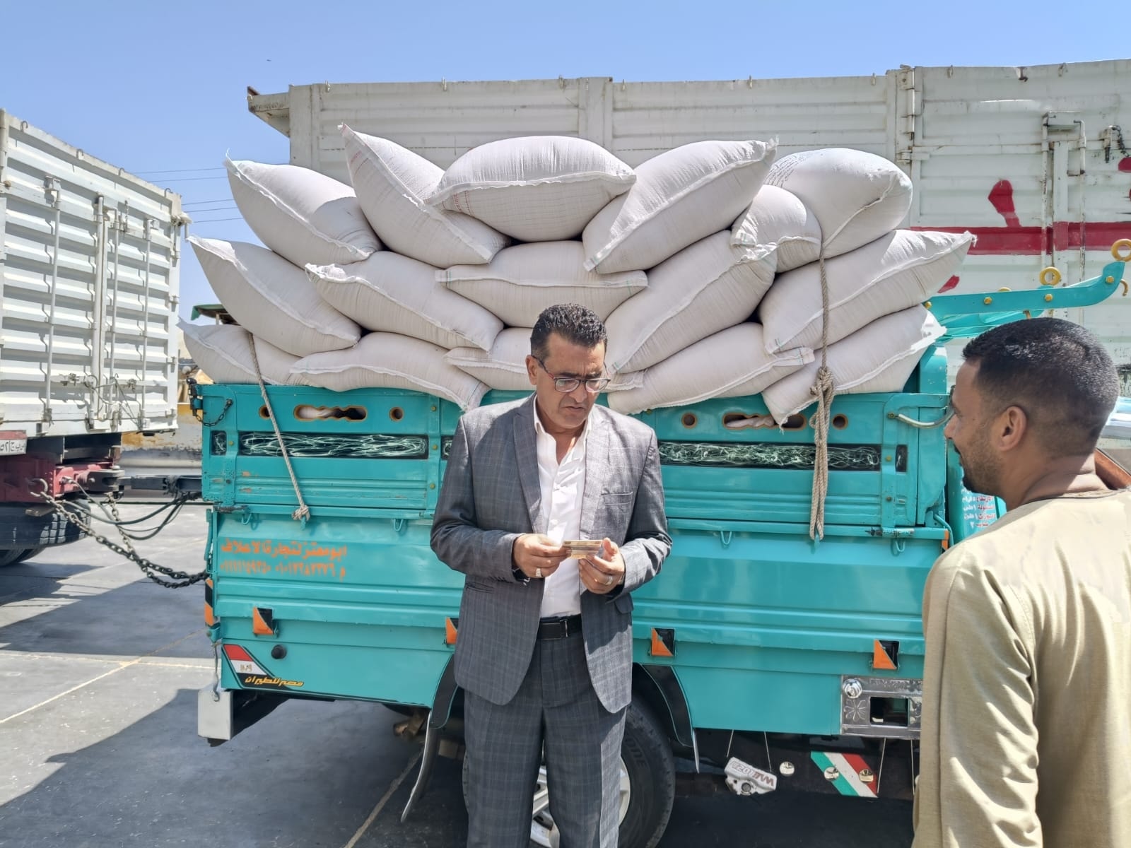 ضبط 2 طن رده خشنة في حملة بمدينة إسنا