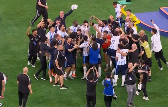 احتفالات بيراميدز