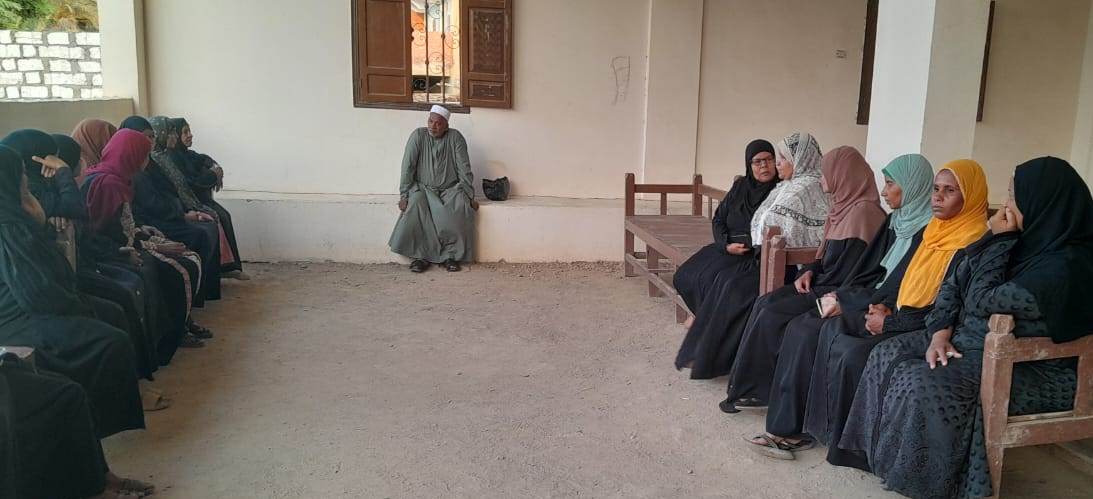 جانب من جلسات الدوار فى القرى جانب من جلسات الدوار فى القرى