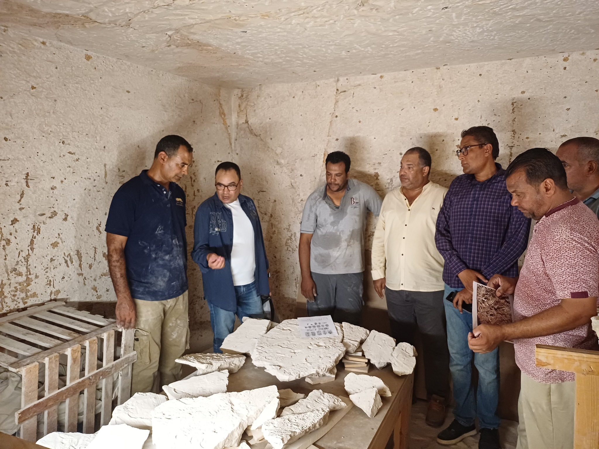 مشروع تجميع وتوثيق وترميم السدات الطينية لمقبرة توت عنخ آمون