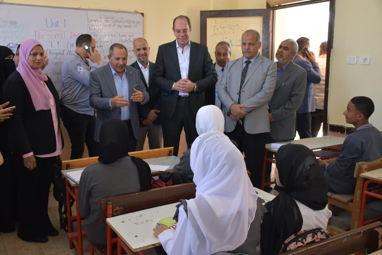 المحاغظ باحد الفصول