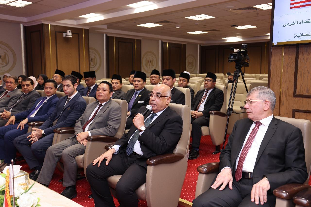 المستشار عدنان فنجرى وزير العدل