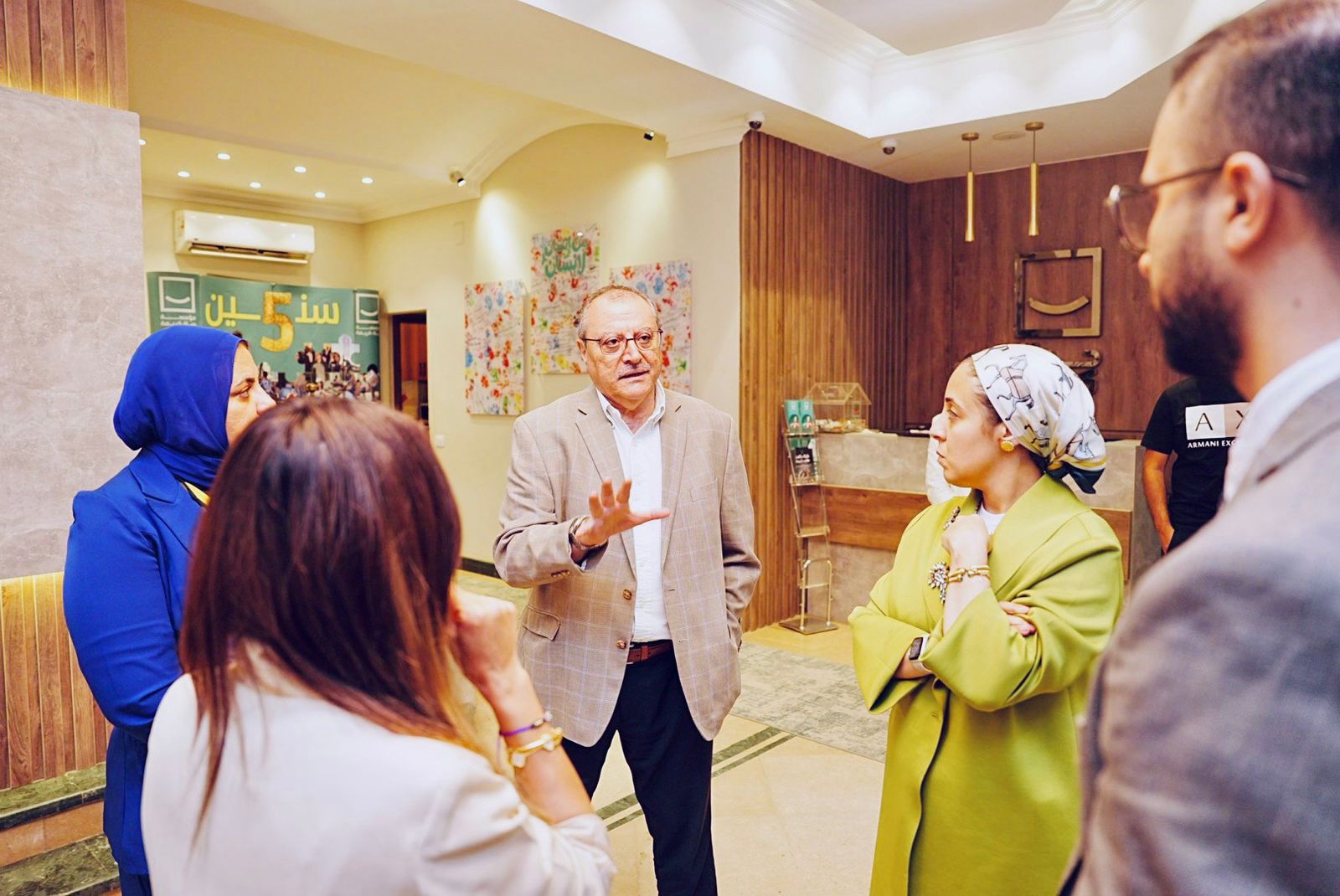 حياة كريمة تثمن التعاون المشترك مع سفارة كندا بالقاهرة   (4)