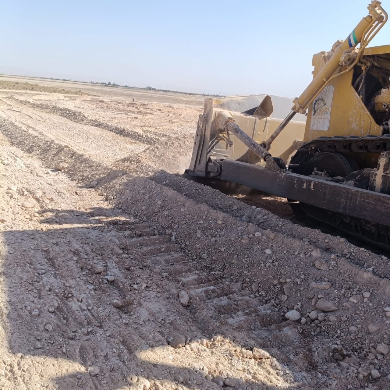 عمليات تجهيز الأراضى الجبلية لموسم جديد من زراعة الطماطم