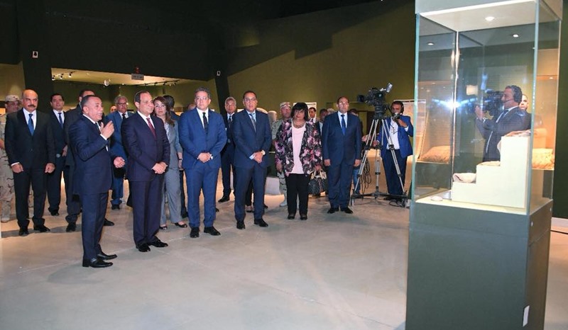 متحف سوهاج أمنية شعب حققها الرئيس  (20)