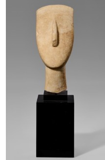 تمثال لرأس رخامى