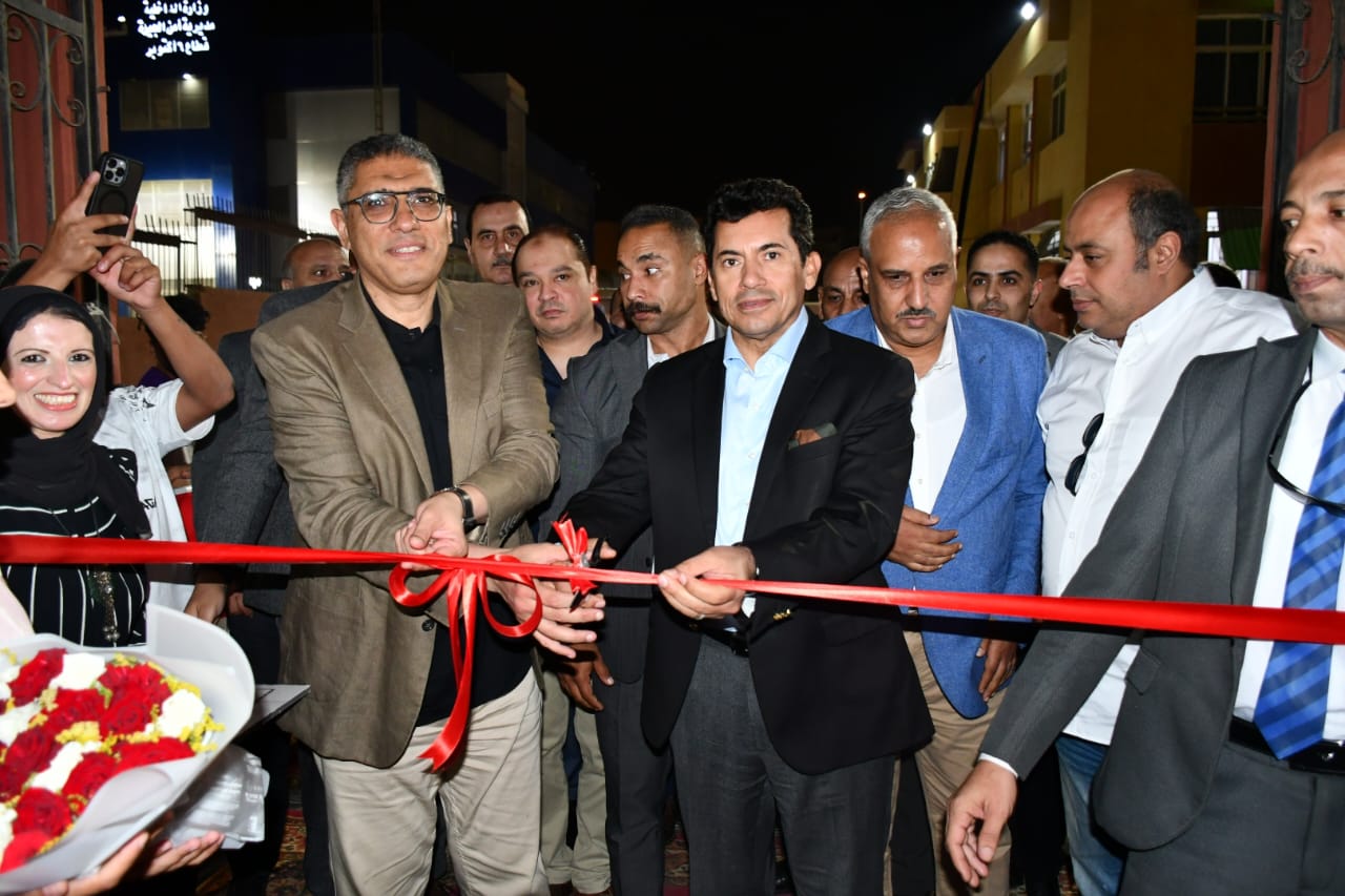 افتتاح حمام سباحة الشيخ زايد (7)