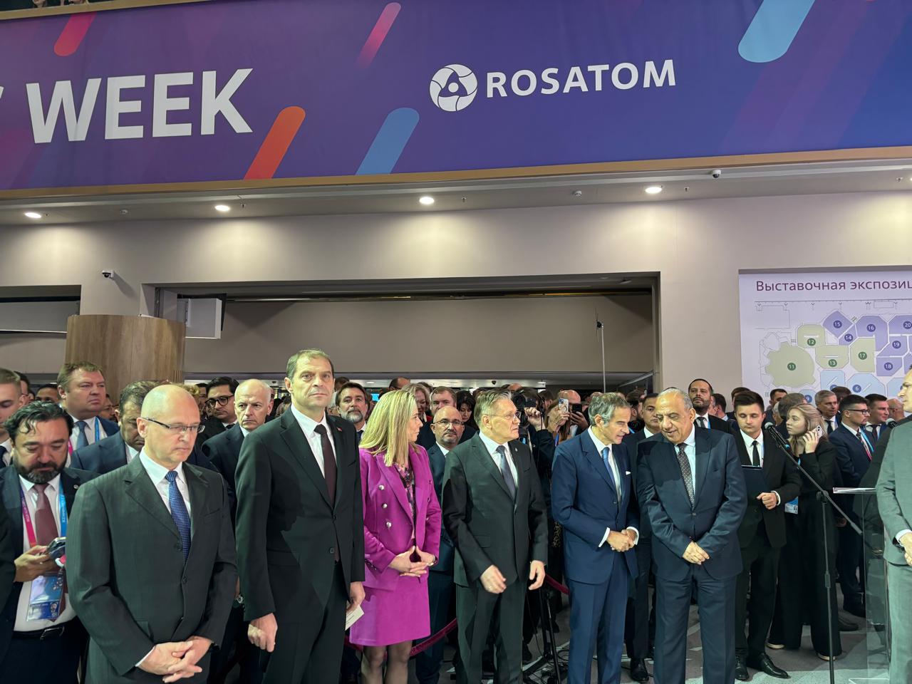 7df75bf7-afd2-43f8-8951-1971cf921eb0