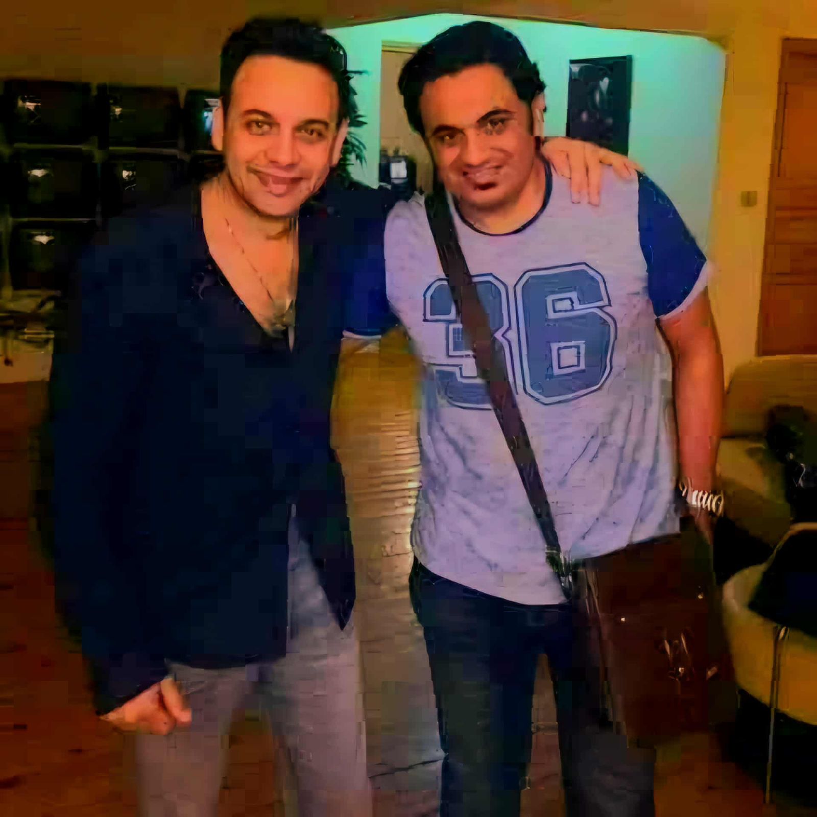 الشاعر رمضان محمد ومصطفى قمر