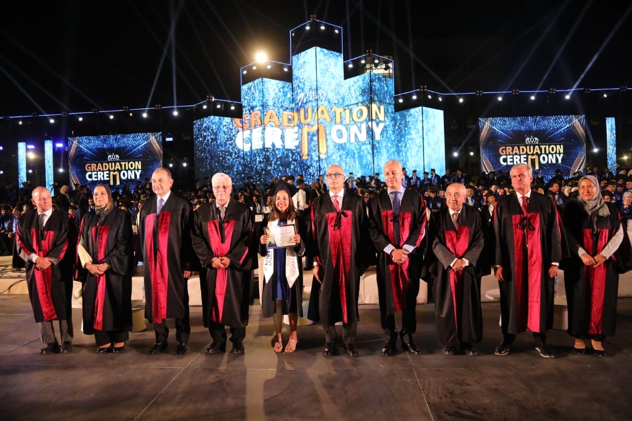 حضور وزير التعليم العالى ووزير قطاع الأعمال