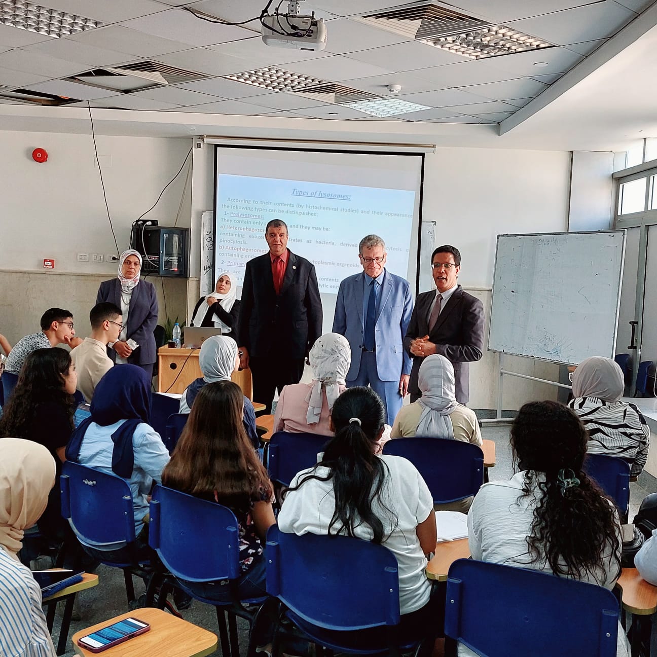 جانب من الجولة