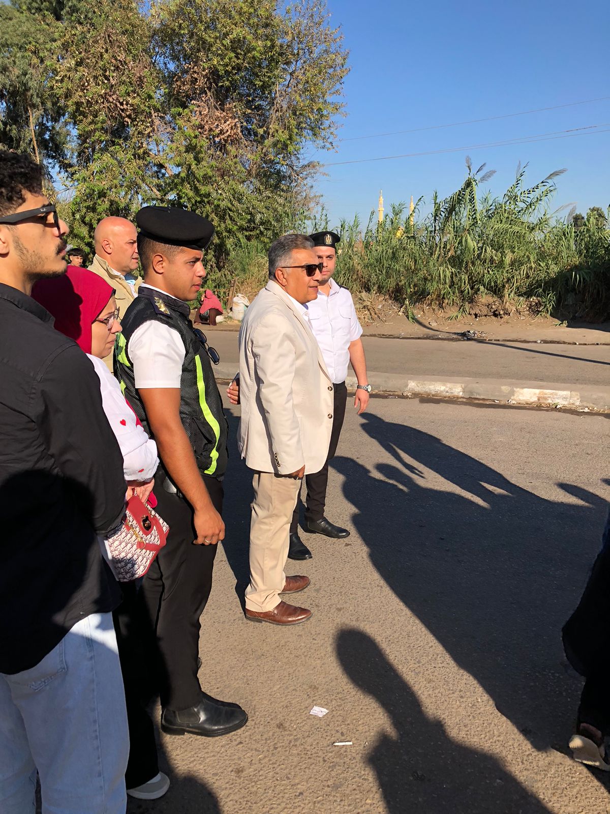 1000199833 1000199833