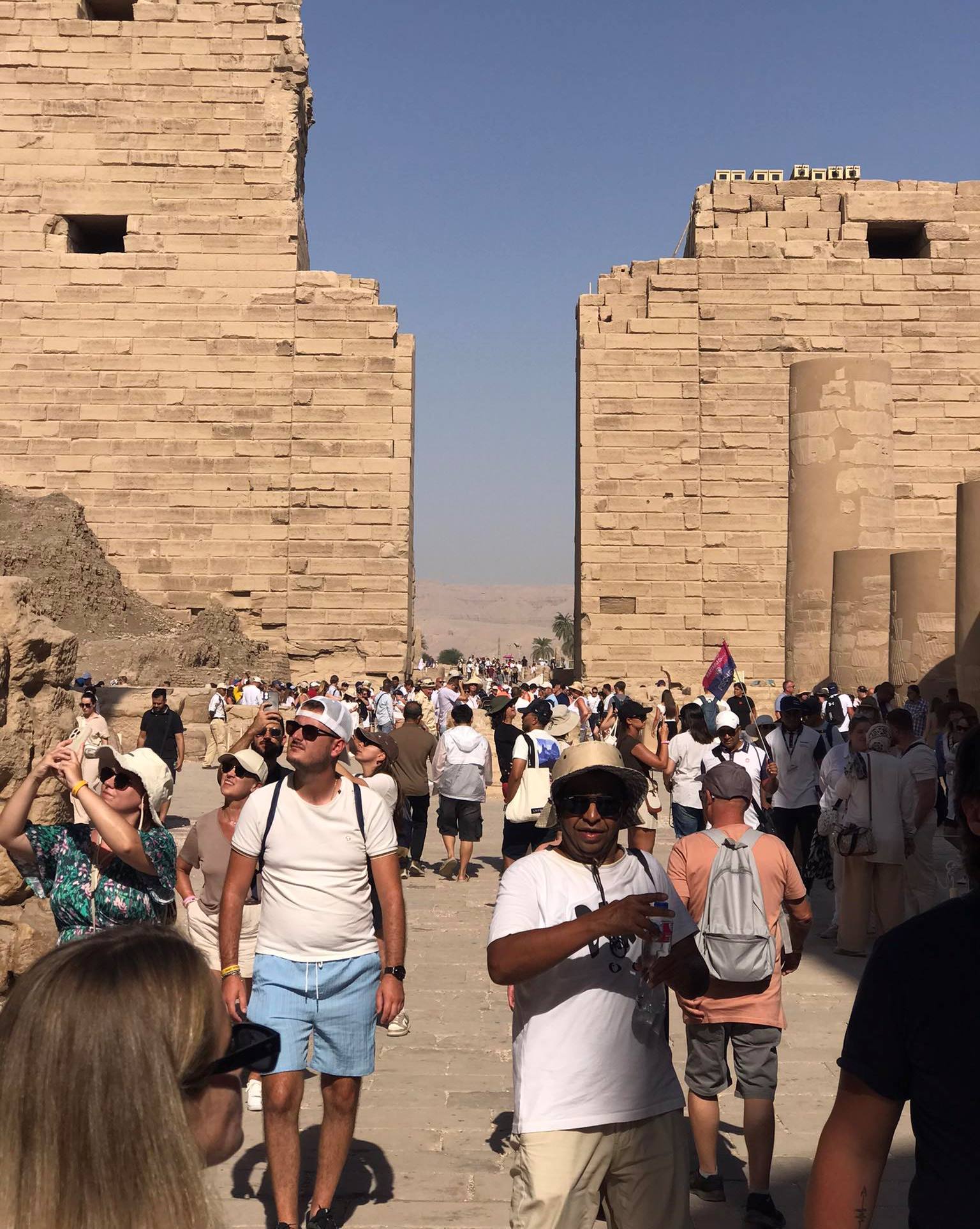 التوافد السياحى المميز فى معابد الأقصر