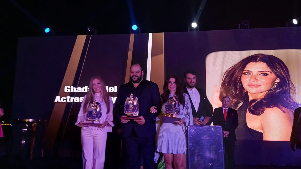 تكريم غادة عادل ونيكول سابا ومحمد ممدوح