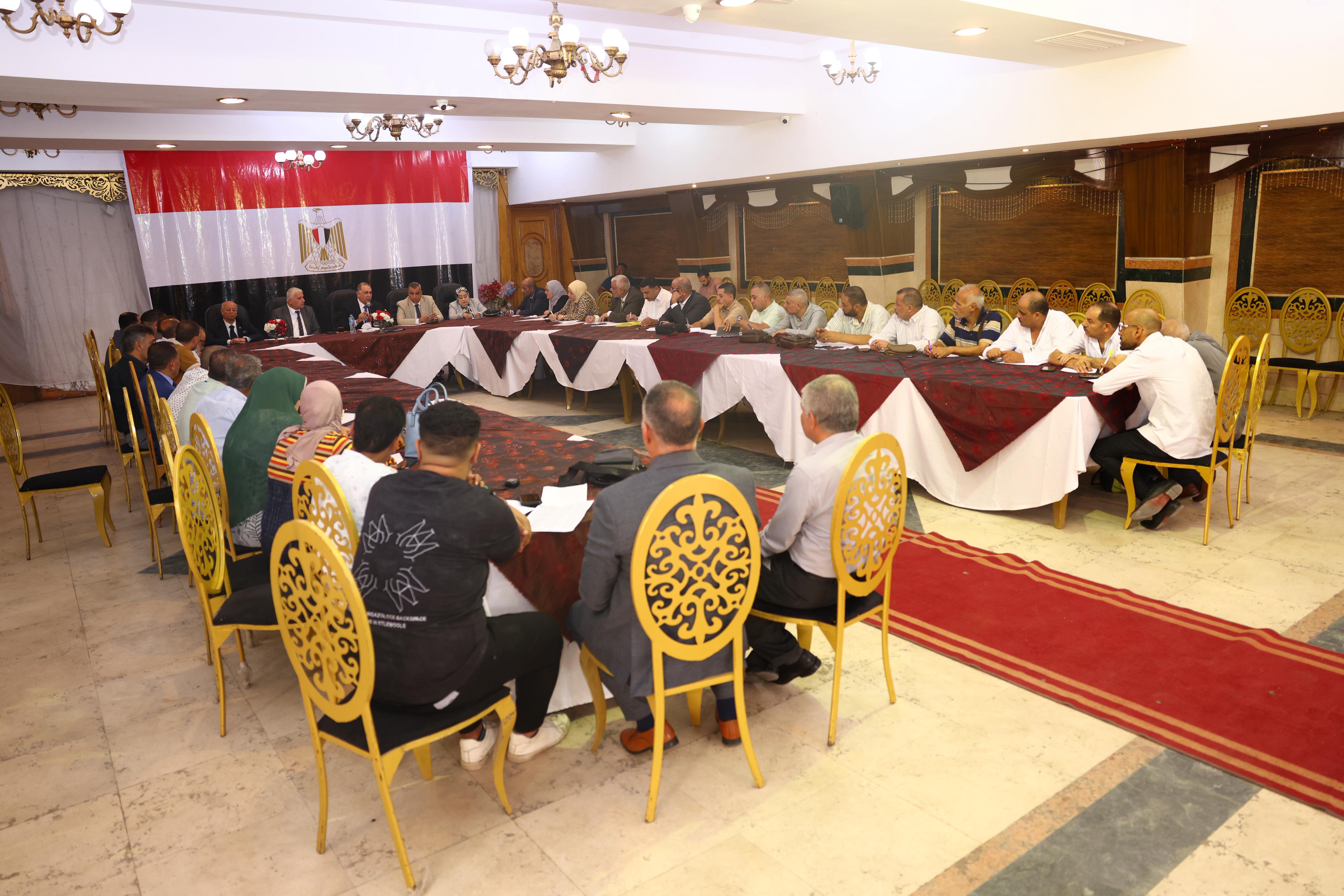 اجتماع نقيب المحامين