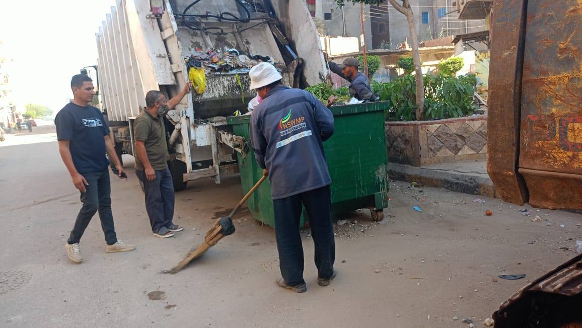 رفع المخلفات من الشوارع