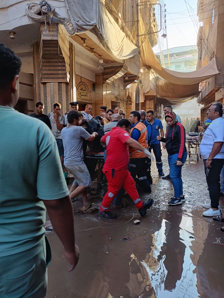 وصول الهلال الأحمر وصول الهلال الأحمر