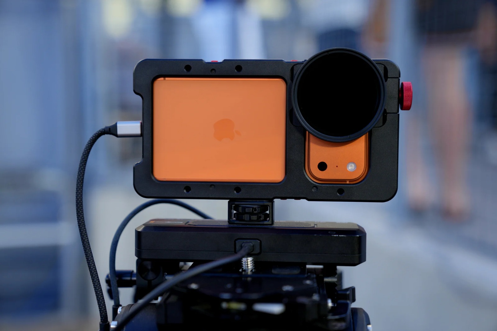 ايفون والبث المباشر