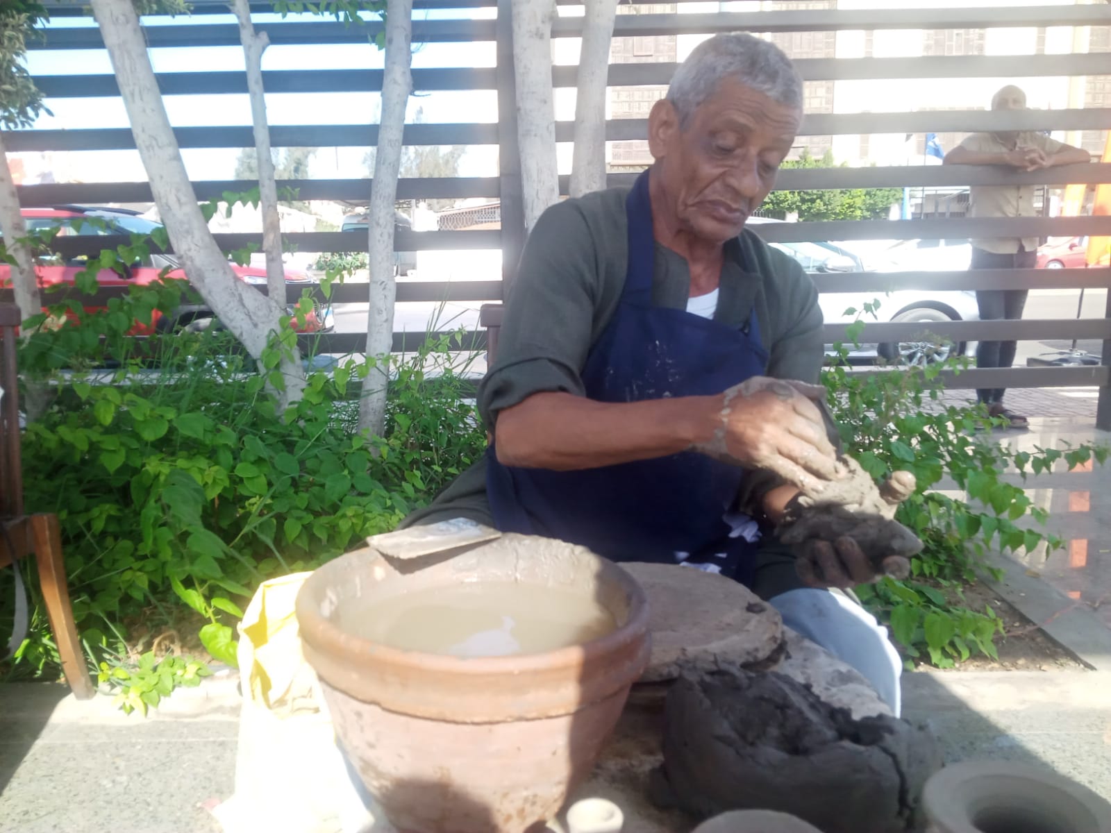 صناعة الفخار بمهرجان دمياط