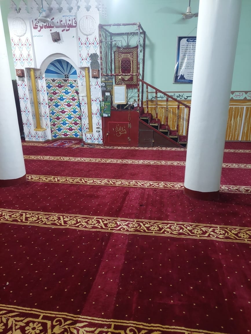 إنهاء فرش زاوية المصطفى بالقرنة بإدارة أوقاف القرنة