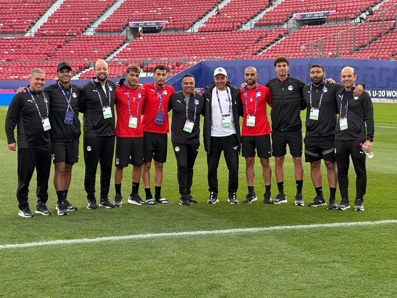 حماده انور وجهاز منتخب الشباب