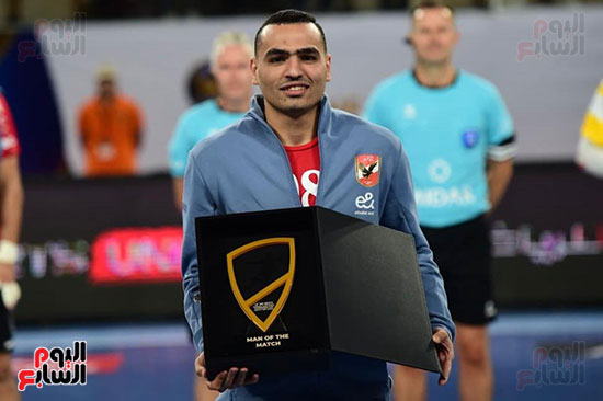 عمر خالد كاستيلو رجل المباراة عمر خالد كاستيلو رجل المباراة