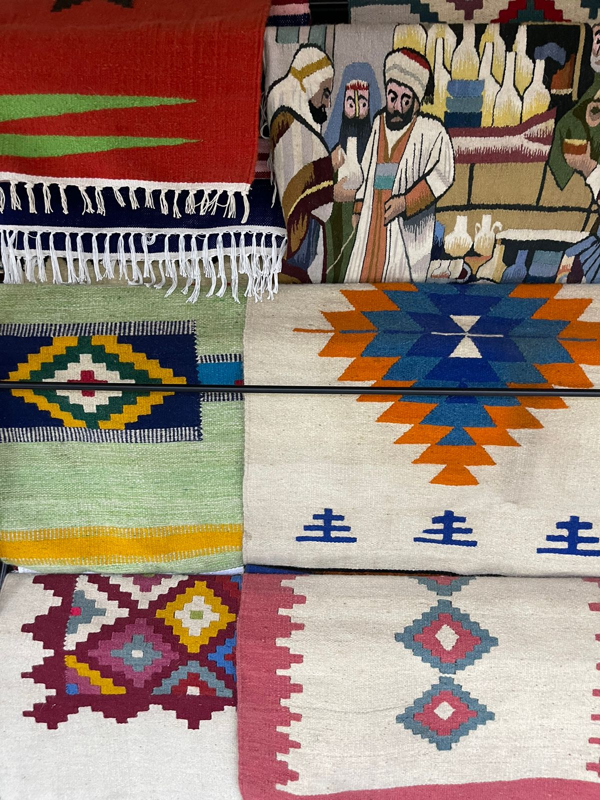 السجاد اليدوي بيد عم جابر