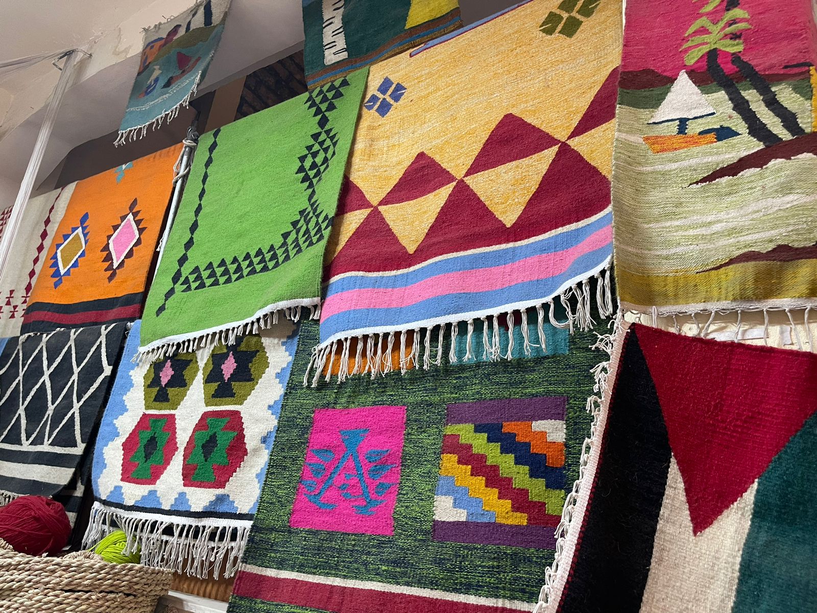 السجاد اليدوى