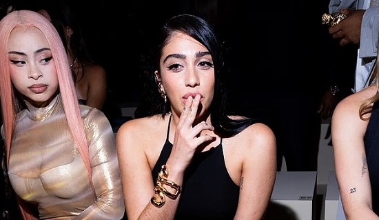 ابنة مادونا تحضر أسبوع ميلانو