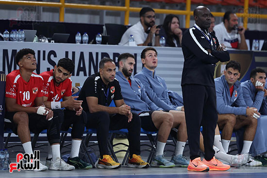 دكة بدلاء الأهلى