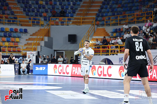 الفريق البرازيلى يبحث عن اختراق دفاعات الزمالك