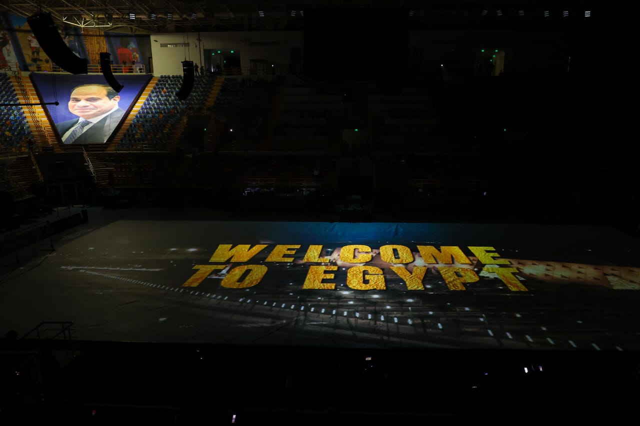 ترحيب بالموجودين