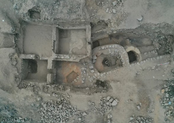 مقبرها عمرها 4500 عام فى بيرو 