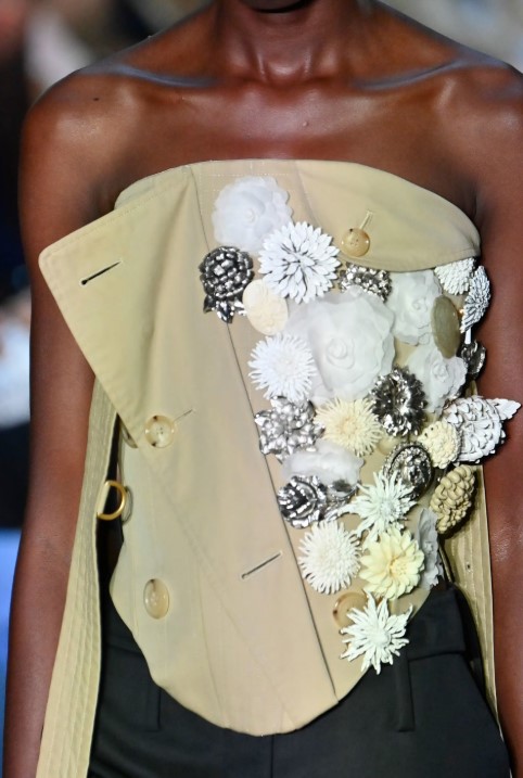 تصميم آخر لربيع وصيف 2026