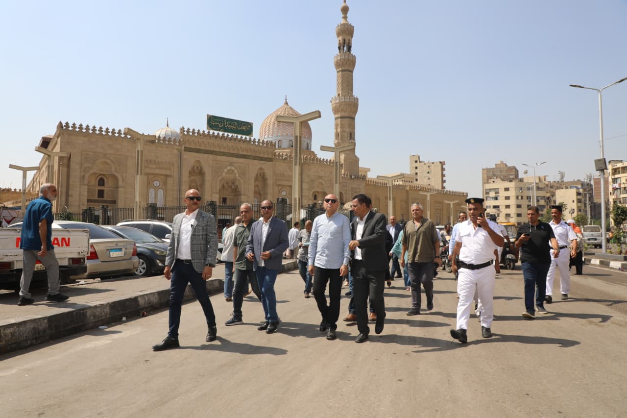 محافظ القاهرة يتفقد ميدان السيدة زينب