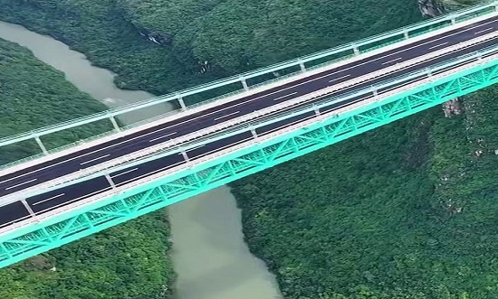 جسر جديد بالصين