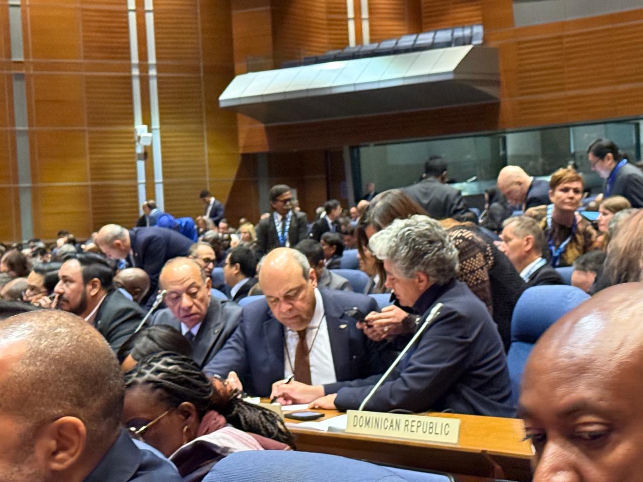 296dd963-617a-4ff6-807a-9875409b9e03