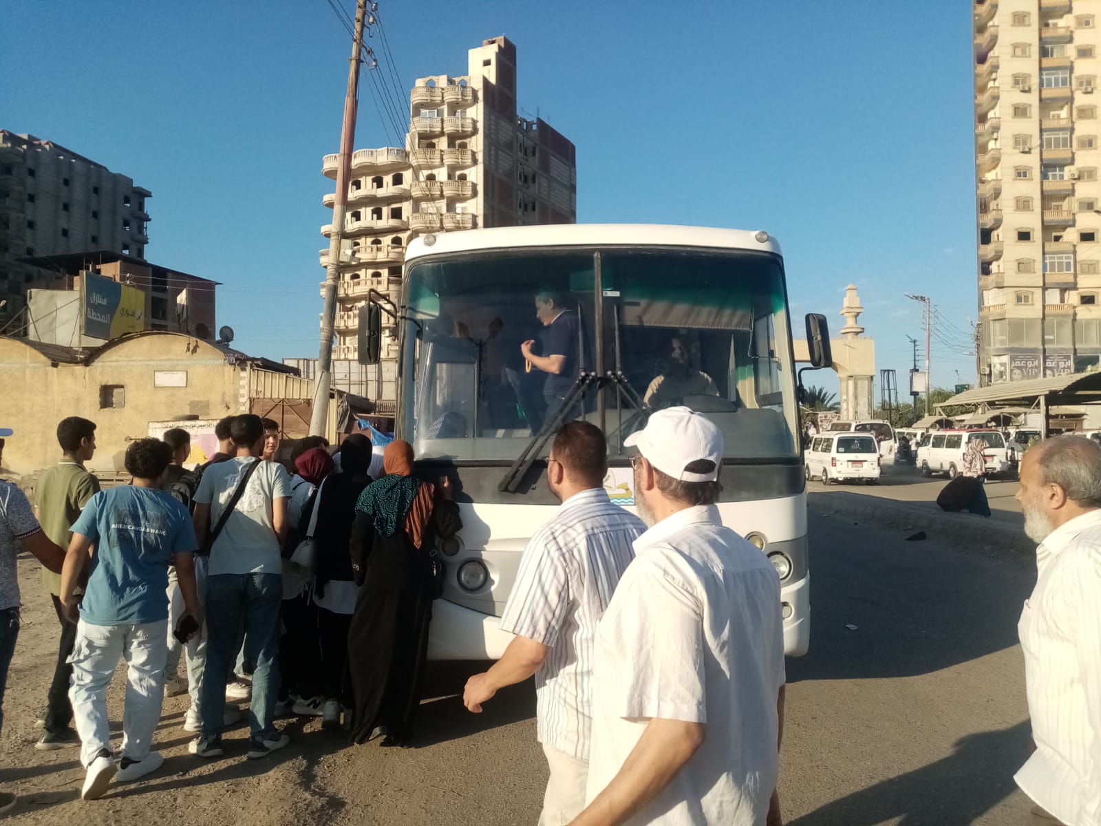 أتوبيس المحافظة المجاني