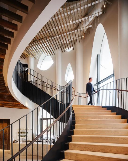 سلالم دائرية