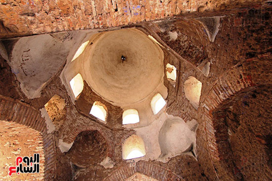 القبب-من-الداخل القبب-من-الداخل