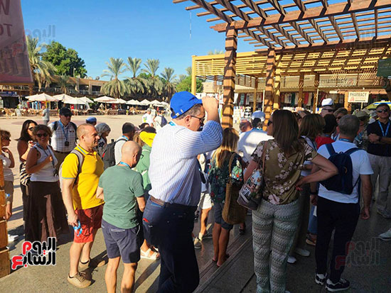 توافد-السائحين-على-معابد-الكرنك-باليوم-العالمى-للسياحة