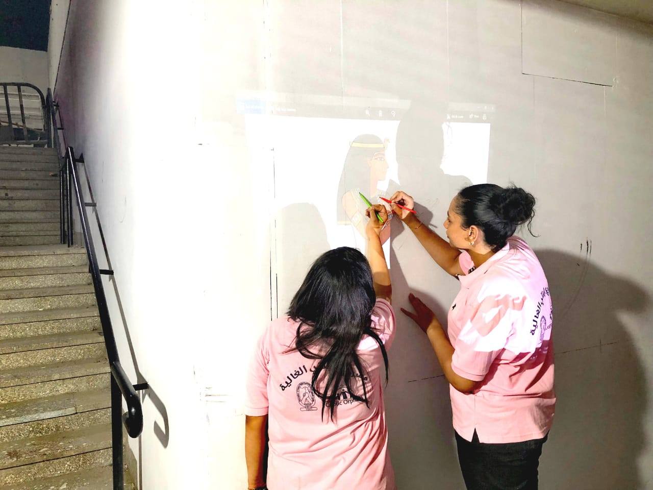 العمل برفع كفاءة نفق السكة الحديد بشارع صلاح سالم