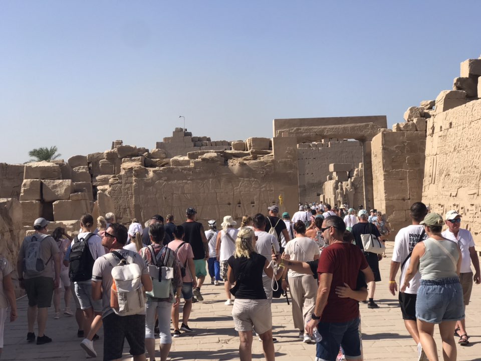 التوافد السياحى المميز فى معابد الأقصر