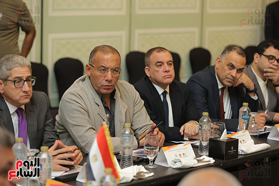 رئيس الرقابة المالية يستعرض مع رؤساء التحرير تطوير القطاع المالي غير المصرفي (8)