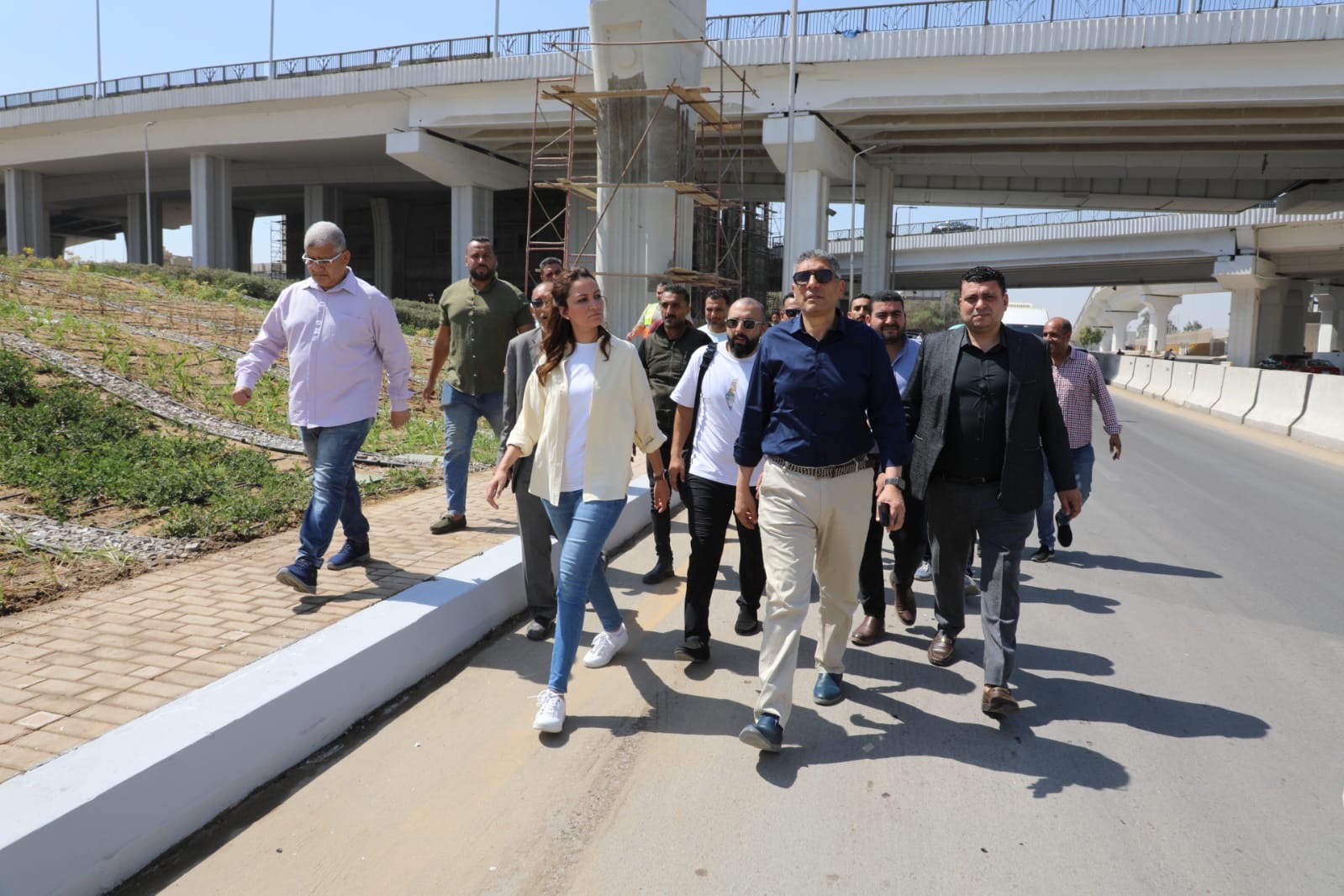 جانب من متابعة المحافظ