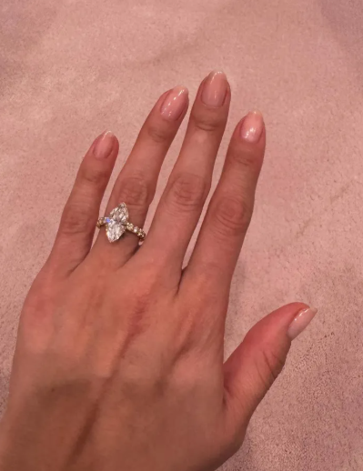 خاتم سيلينا جوميز