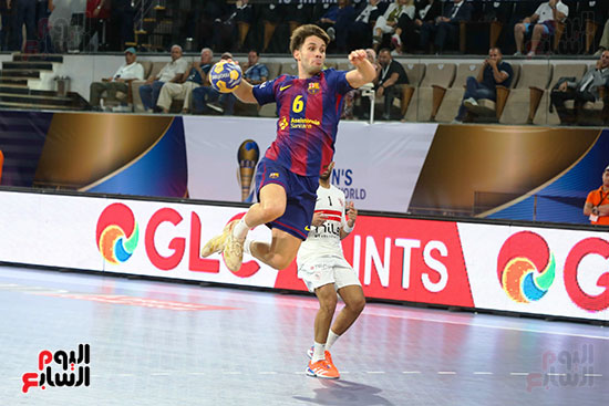 هجمة لفريق برشلونة