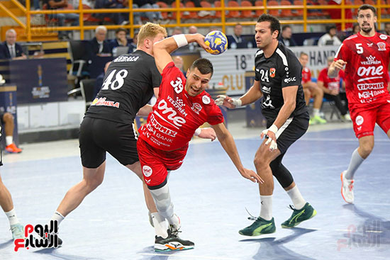 جانب من اللقاء جانب من اللقاء