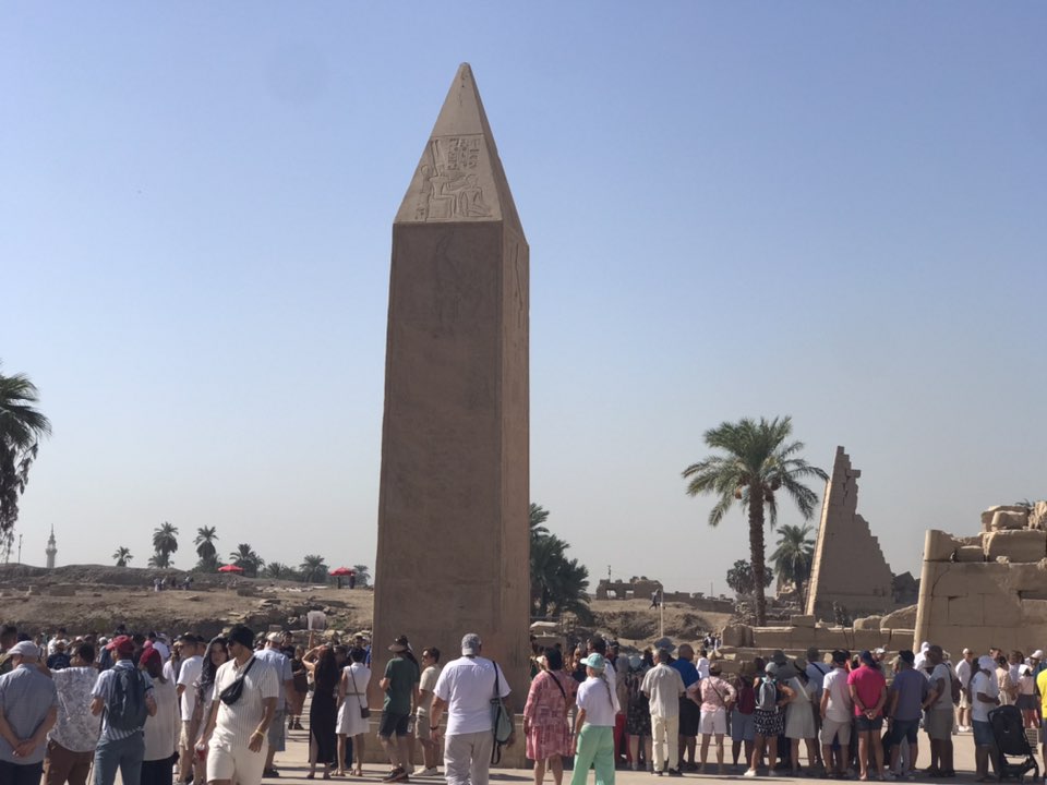 جانب من توافد السائحين فى معابد الأقصر