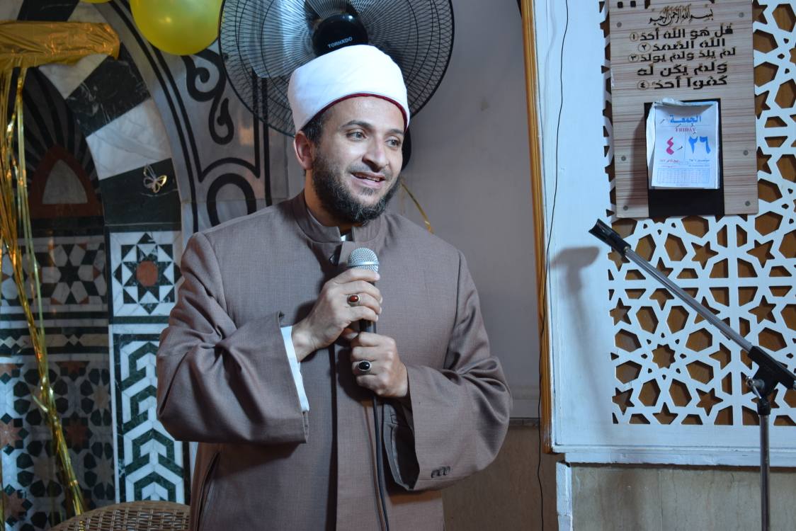 الشيخ إبراهيم سبت إمام المسجد الشيخ إبراهيم سبت إمام المسجد